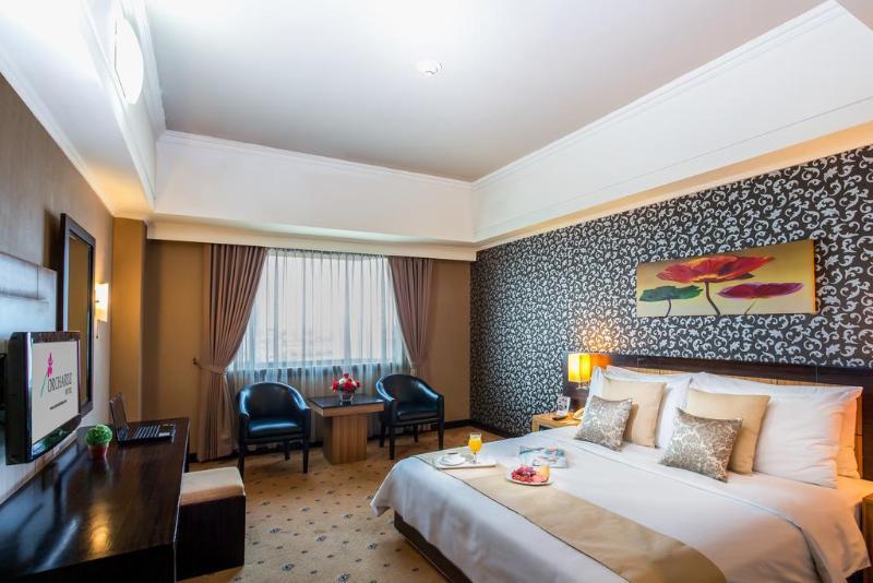 Отель Orchardz Jayakarta Экстерьер фото
